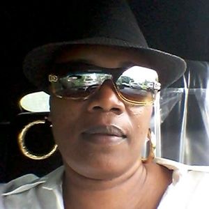 Meet your Posher, Deborah